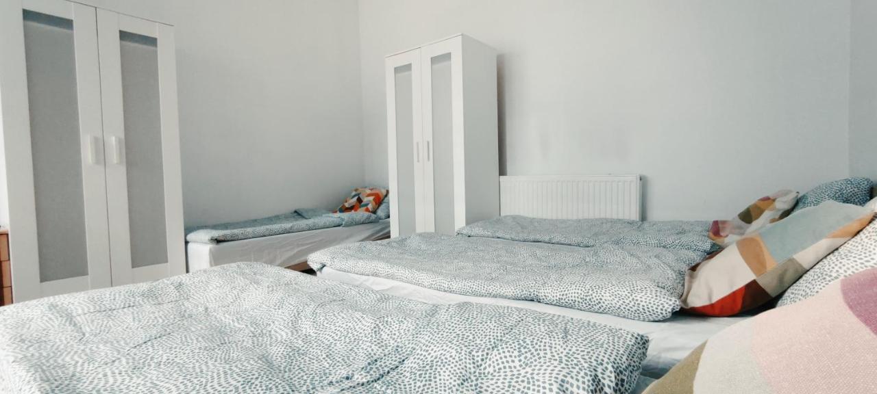 Hostel Tanie Spanie Przy Malcie - Zameldowanie Bezobslugowe - *